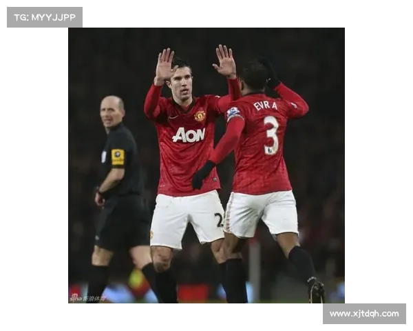 埃弗拉球场风格与技术特点深度解析：速度、灵活性与防守能力的完美融合