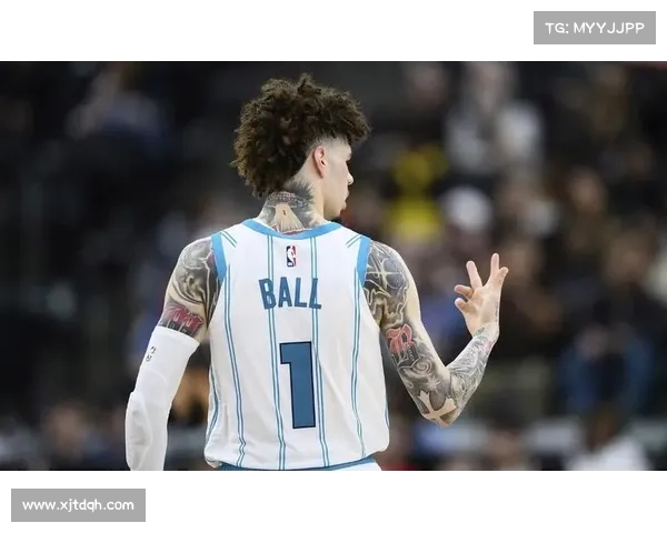 拉梅尔鲍尔三球逆袭之路背后的成长与挑战解析 拉梅尔鲍尔三球逆袭之路背后的成长与挑战解析